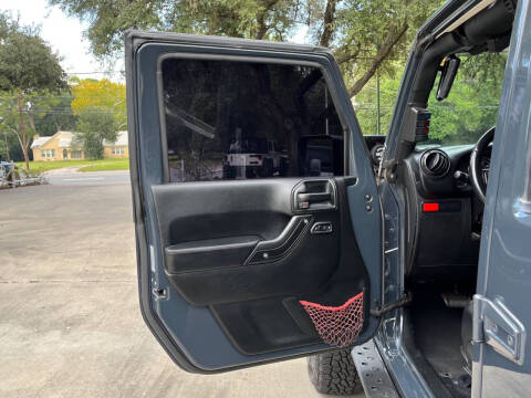 2017 Jeep Wrangler Unlimited Rubicon Recon