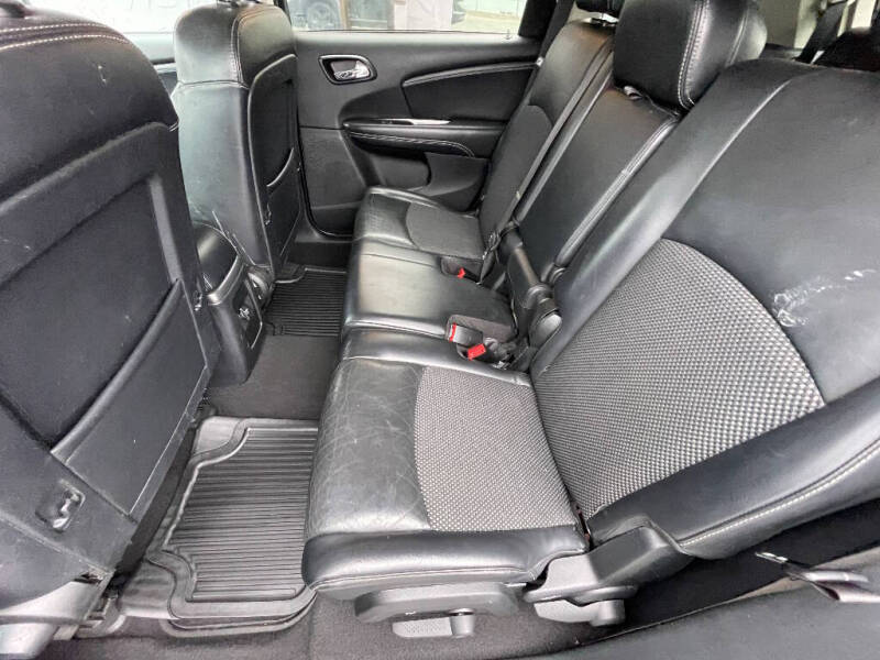 2019 Dodge Journey Crossroad