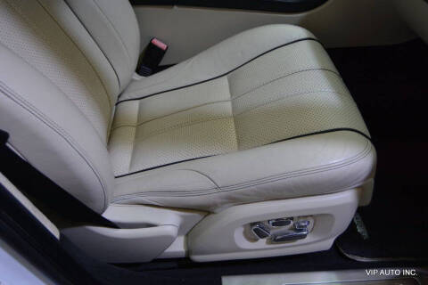 2012 Jaguar XJL Portfolio