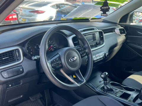 2016 Kia Sorento LX V6