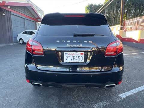 2013 Porsche Cayenne S