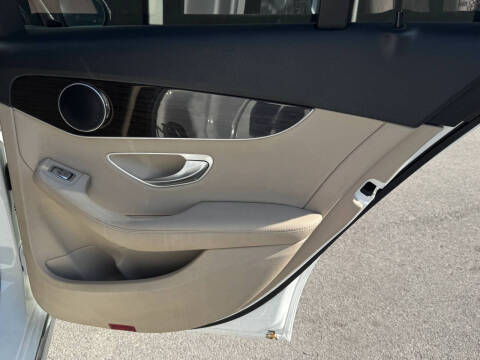 2020 Mercedes-Benz C-Class C 300