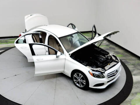 2016 Mercedes-Benz C-Class