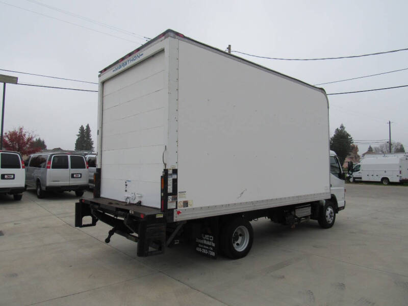 2012 Mitsubishi Fuso FE160