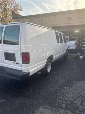 2013 Ford E-Series E-350 SD