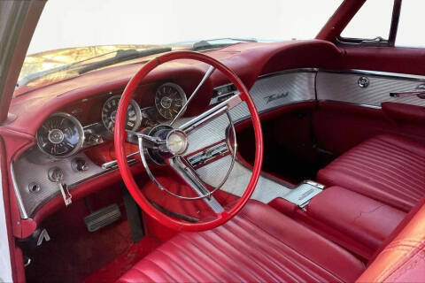 1962 Ford Thunderbird