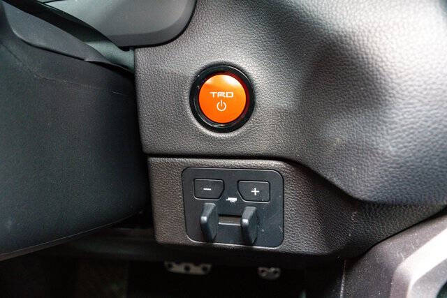 2025 Toyota Sequoia SR5