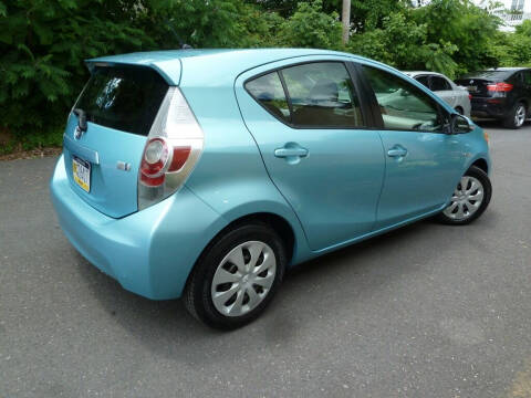 2012 Toyota Prius c Three