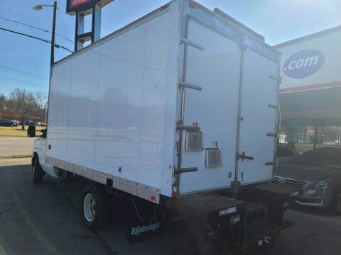 2016 Ford E-Series E-450 SD