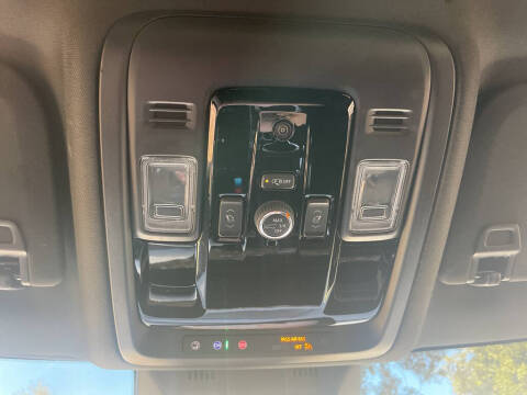 2025 Cadillac Escalade ESV Luxury