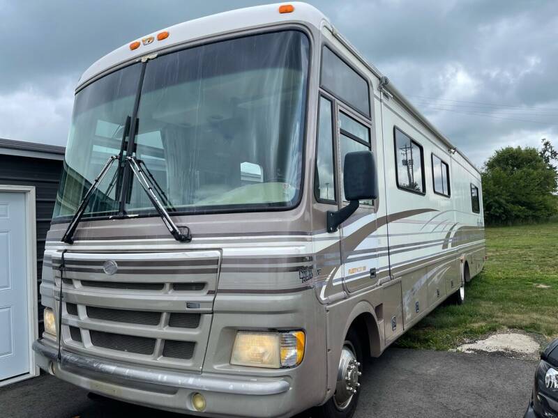 1999 Ford Motorhome Chassis for sale at Route 33 Auto Sales in Carroll OH