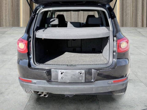 2011 Volkswagen Tiguan S