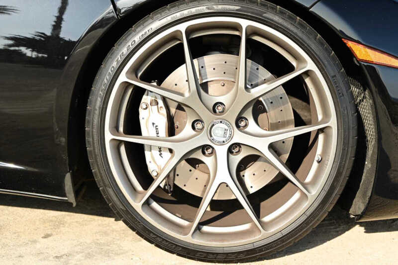 2012 McLaren MP4-12C
