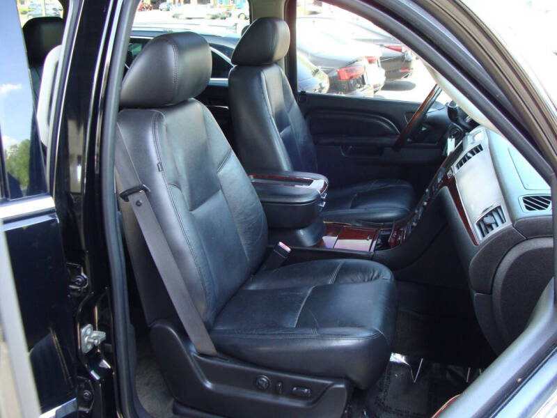 2012 Cadillac Escalade ESV Luxury