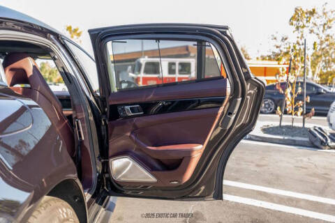 2023 Porsche Panamera GTS