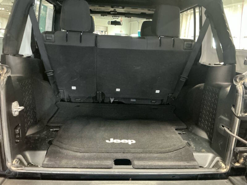 2016 Jeep Wrangler Unlimited Sport