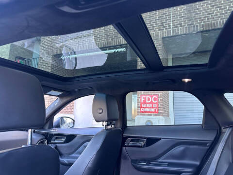 2019 Jaguar F-PACE 25t Premium