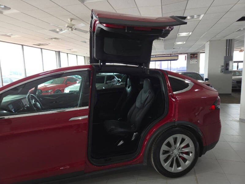 2016 Tesla Model X 90D