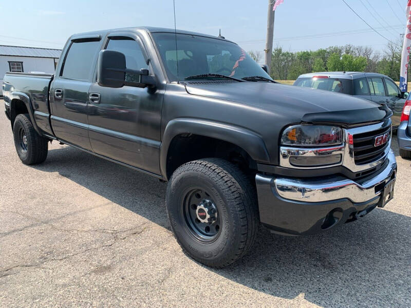 2003 GMC Sierra 2500HD for sale at 51 Auto Sales Ltd in Portage WI