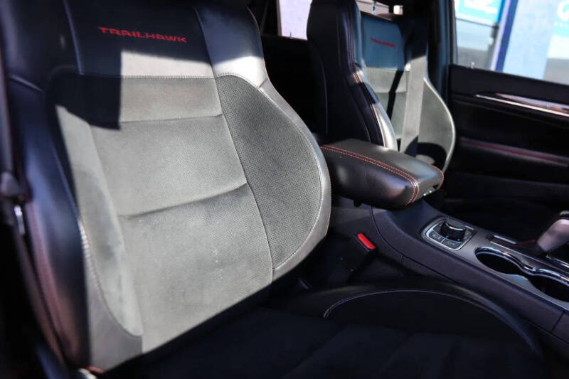 2017 Jeep Grand Cherokee Trailhawk