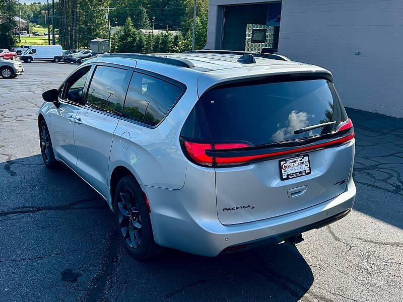 2026 Chrysler Pacifica Limited