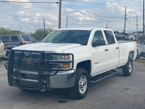 2015 Chevrolet Silverado 2500HD for sale at Silver Auto Partners in San Antonio TX