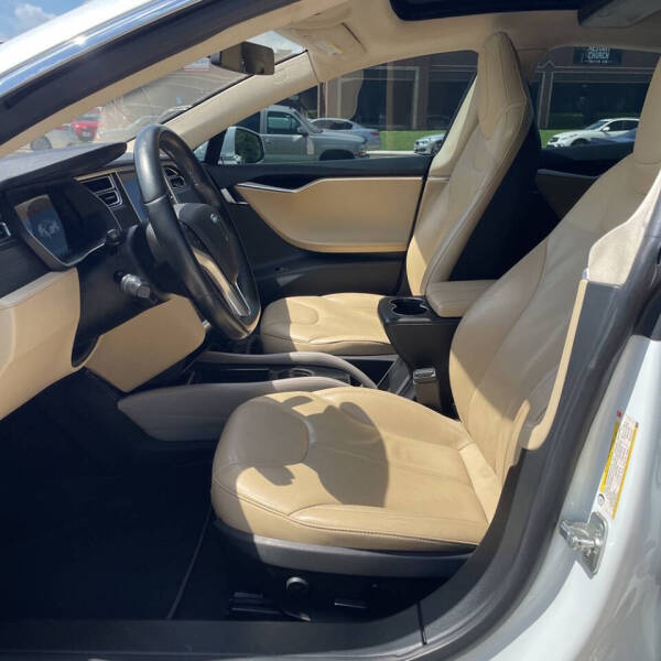 2014 Tesla Model S 85