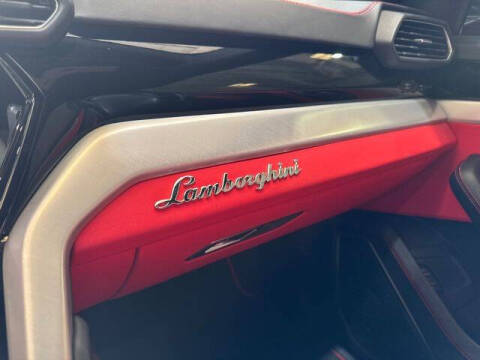 2020 Lamborghini Urus