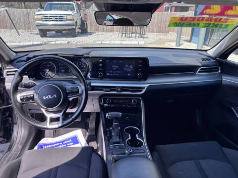 2022 Kia K5