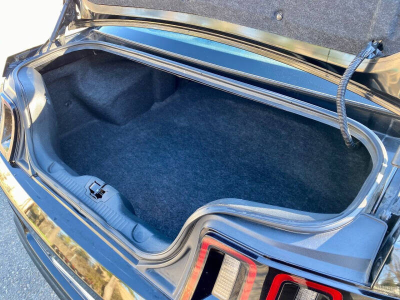 2014 Ford Mustang V6