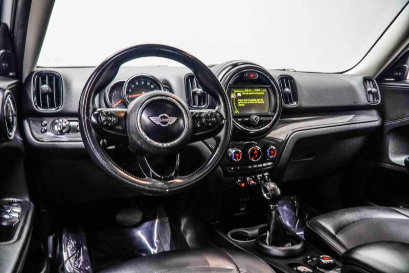 2018 MINI Countryman Cooper