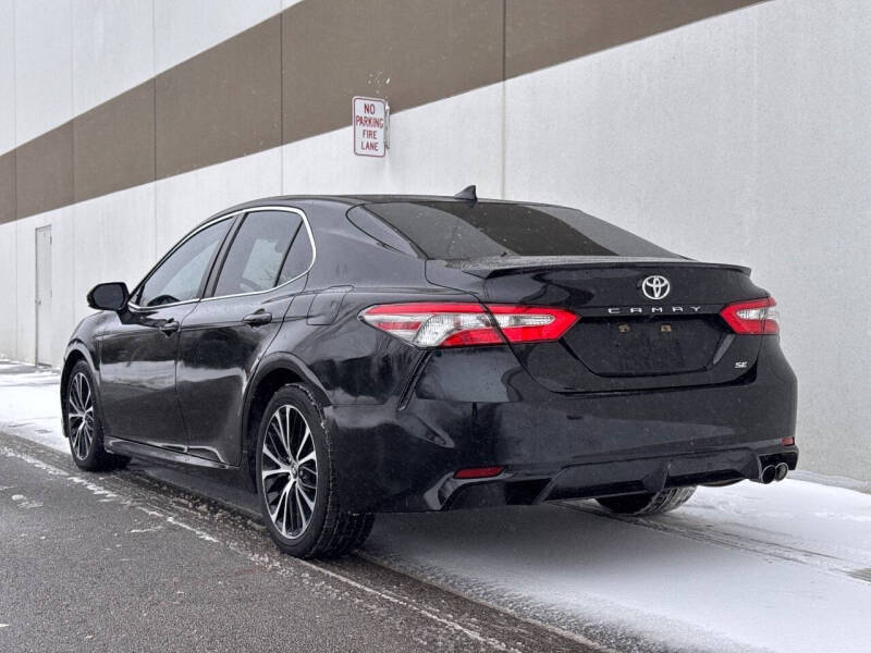2019 Toyota Camry SE