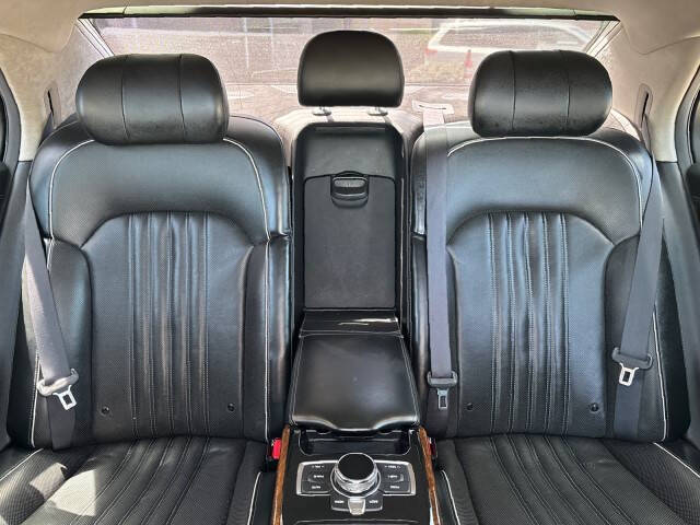2018 Genesis G90