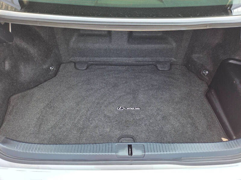 2013 Lexus ES 300h