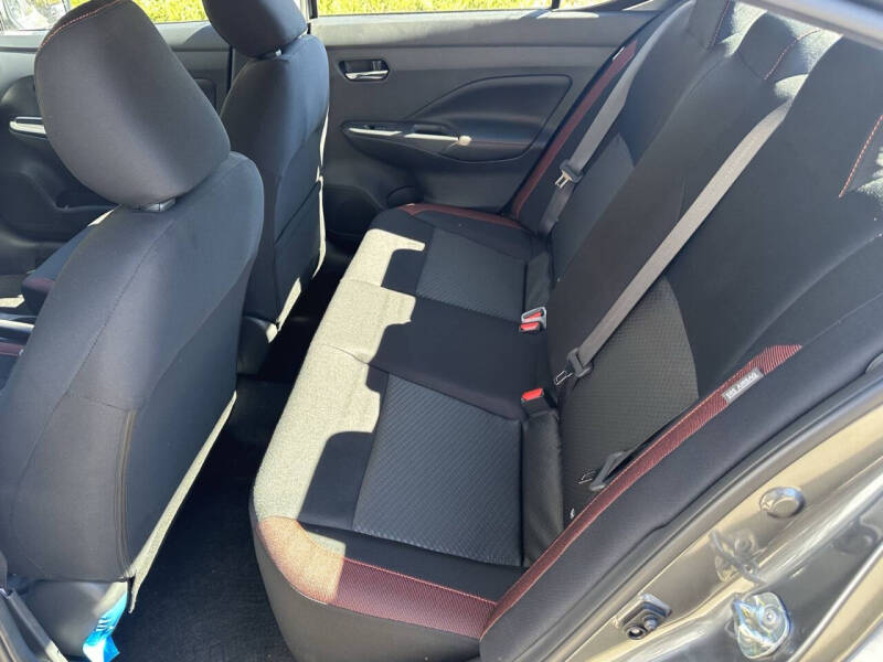 2025 Nissan Versa SR