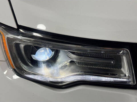 2020 Jeep Grand Cherokee Overland