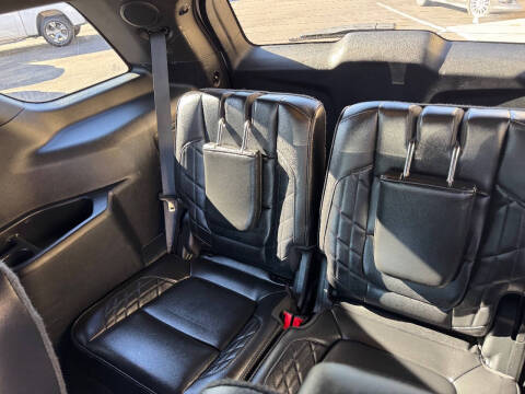 2017 Ford Explorer Platinum