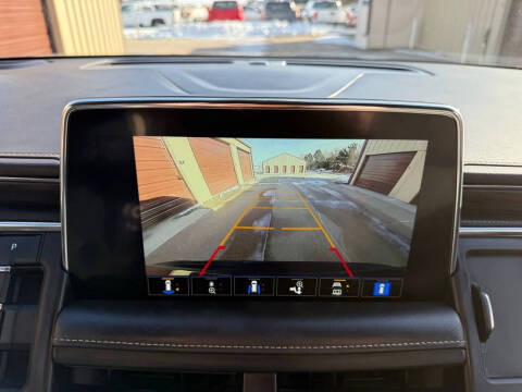 2022 GMC Yukon XL SLT