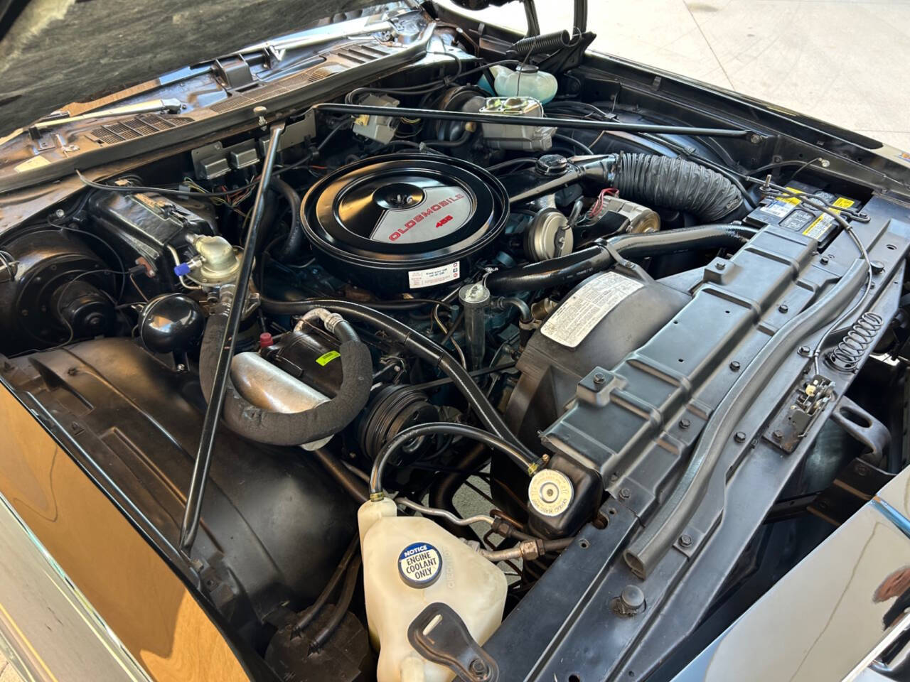1975 Oldsmobile Cutlass 40