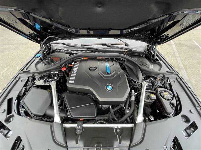 2022 BMW 5 Series 530e