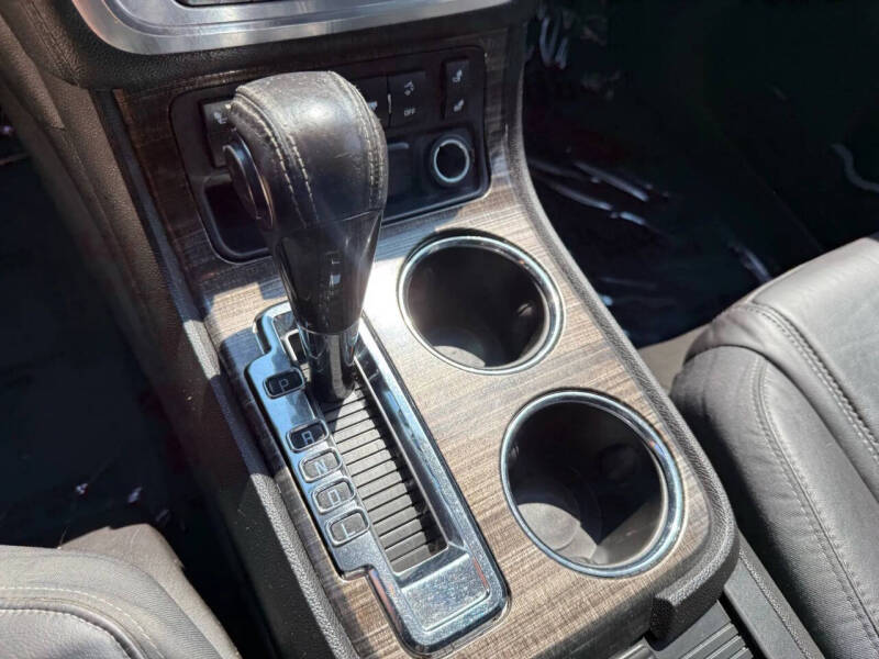 2016 GMC Acadia SLT-1