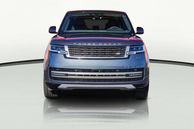 2025 Land Rover Range Rover P400 SE LWB