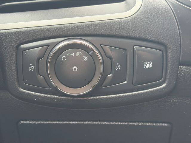 2022 Ford Edge SE