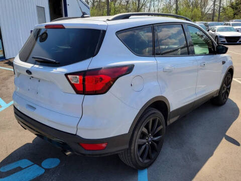 2019 Ford Escape SE
