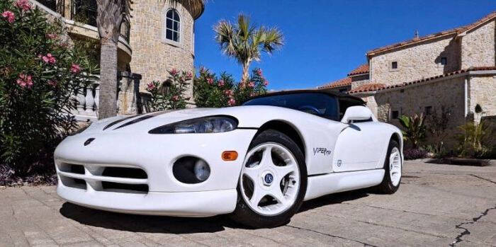 1996 Dodge Viper RT/10
