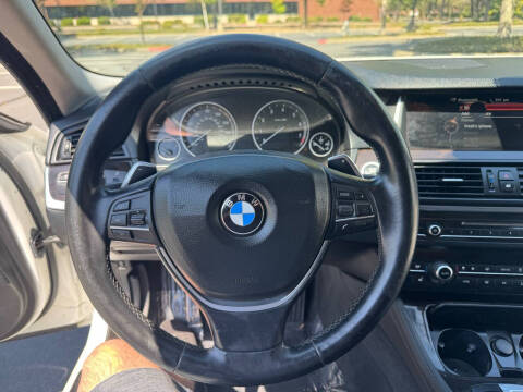 2016 BMW 5 Series 528i