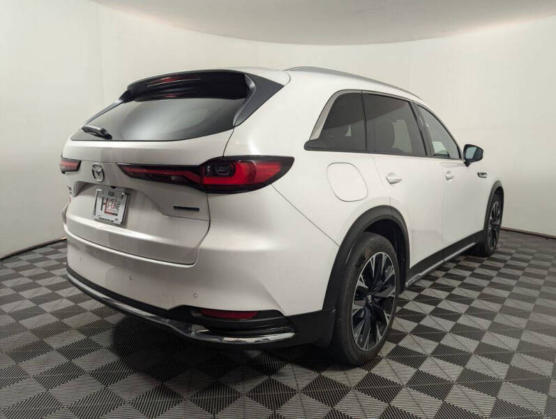 2024 Mazda CX-90 Plug-in Hybrid Premium