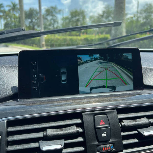 2017 BMW 3 Series 330i