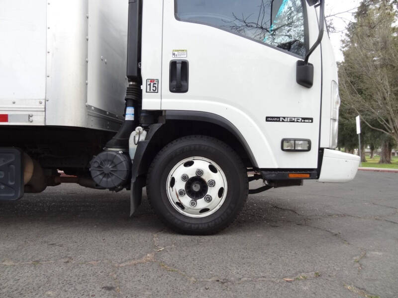 2015 Isuzu NPR-HD