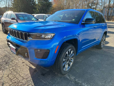 2024 Jeep Grand Cherokee for sale at Louisburg Garage, Inc. in Cuba City WI